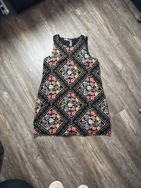 Maurices Women's Black Diamond Floral Print Sleeveless Shift Mini Dress XL